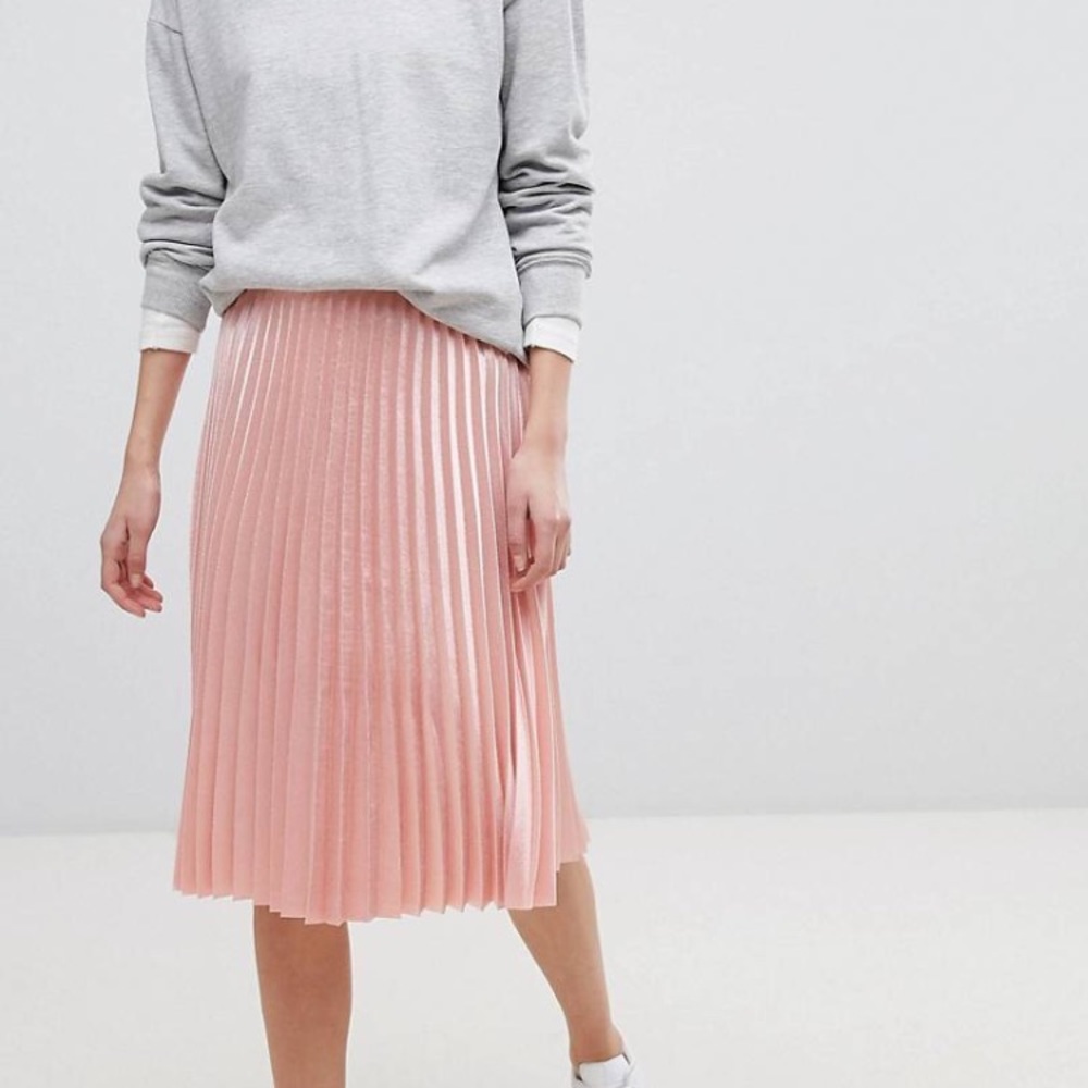 Metallic Pink Pleated Midi Skirt